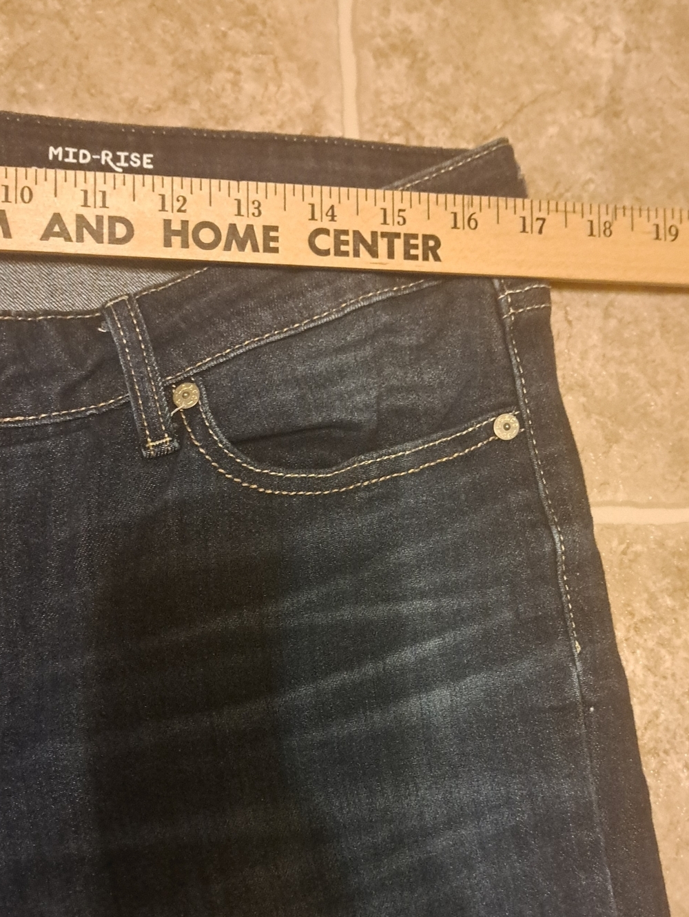Signature by Levi Strauss Women's Slim Straight Jeans - Dark Wash Blue. Size 32. - Picture 6 of 10